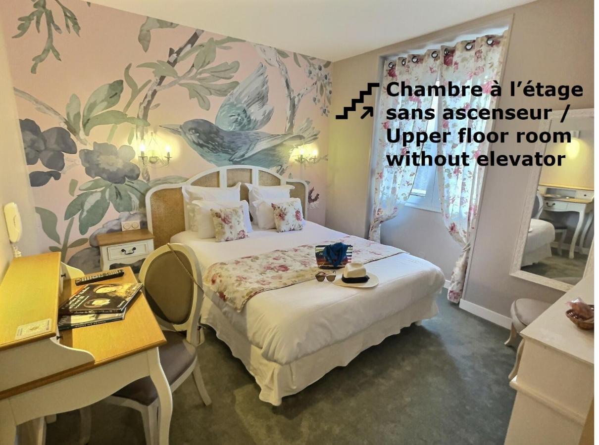 Logis Hotel Du Cygne Bracieux Værelse billede