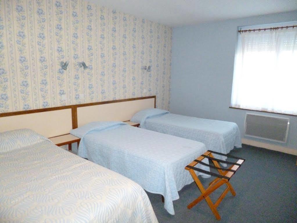 Logis Hotel Du Cygne Bracieux Eksteriør billede